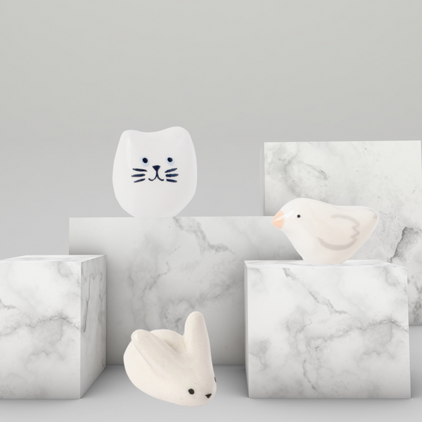 Trio Mini-Katze, Kaninchen und Vogel aus Keramik. Made in France